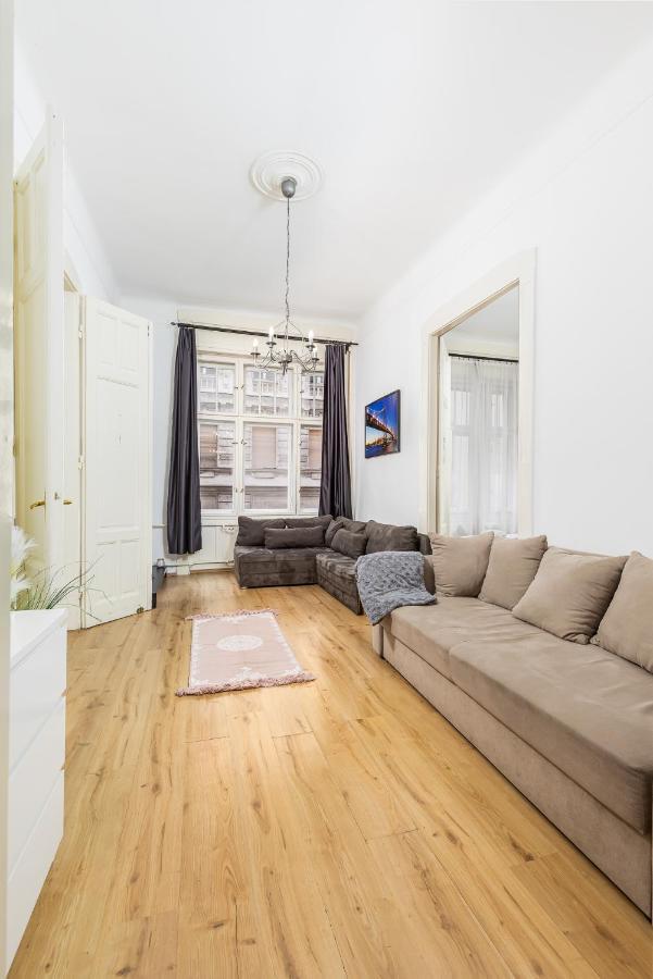 Real Apartments Wesselényi Budapest Extérieur photo